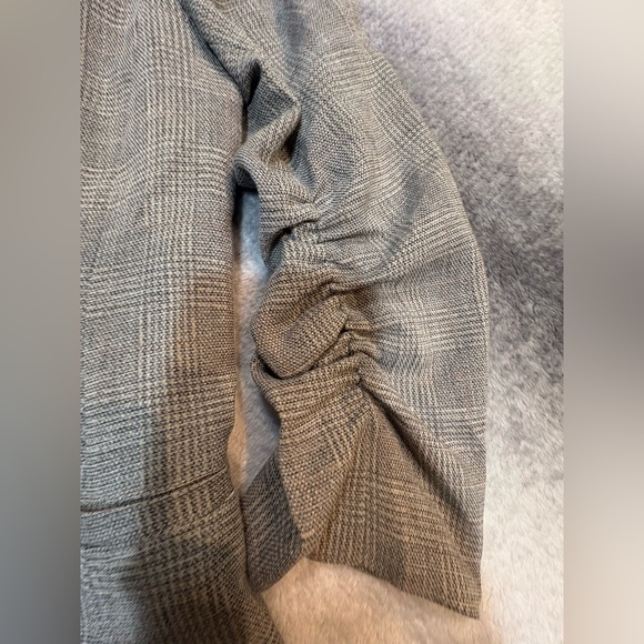 Skies Are Blue Taupe Glenn Plaid Collarless Ruched Sleeve Blazer Small S - Picture 5 of 6